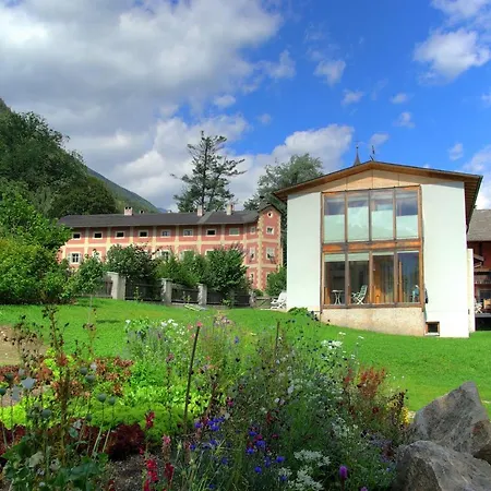 Steinhauswirt 3* Cadipietra