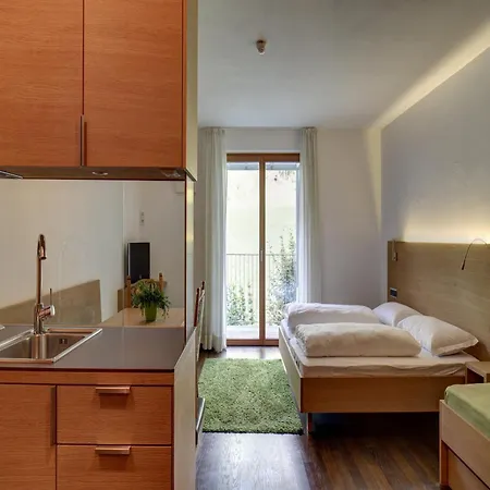 Steinhauswirt 3* Cadipietra