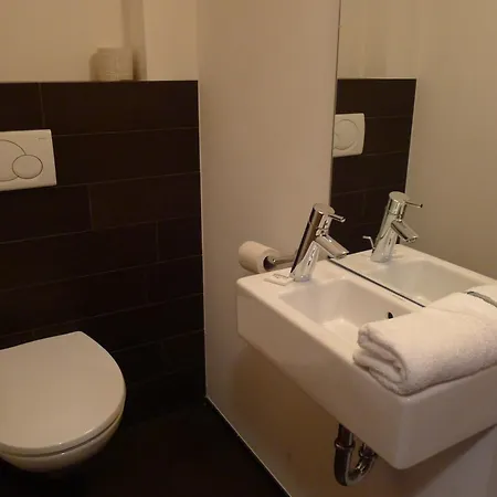 Steinhauswirt 3* Cadipietra