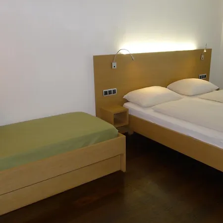 Hotel Steinhauswirt 3*